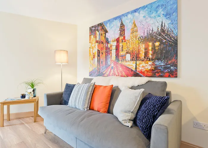 Aparthotel Broc House 4*