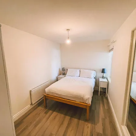 أجنحة بروك هاوس شقة فندقية