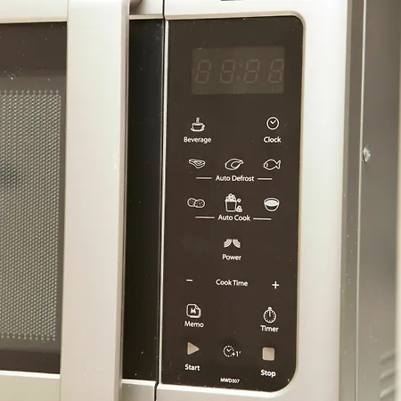 أجنحة بروك هاوس 4*