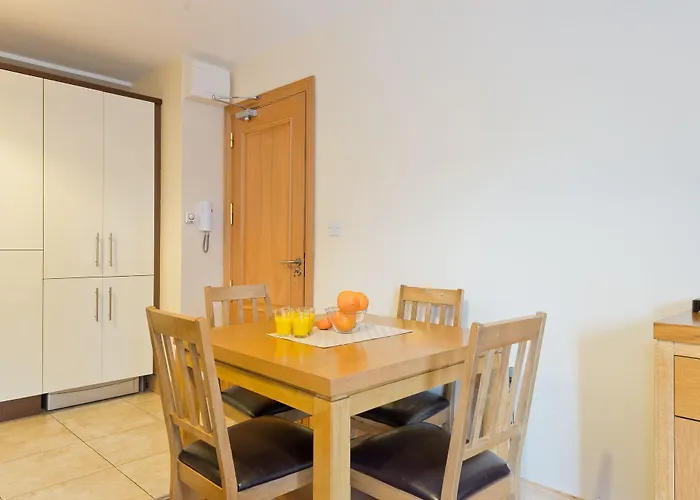 Broc House Hotel apartamentowy