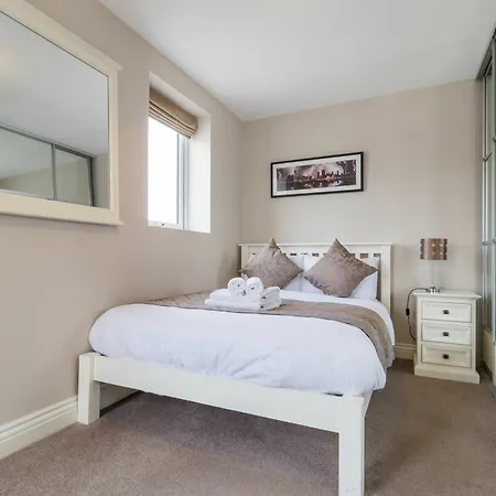 Hotel apartamentowy Broc House 4*