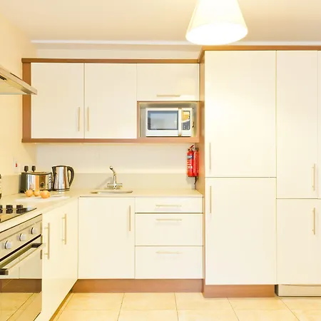 Broc House 4*